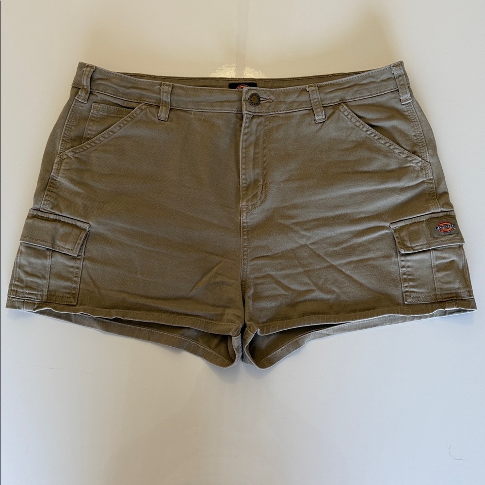 Dickies Olive Cargo Shorts Size 32